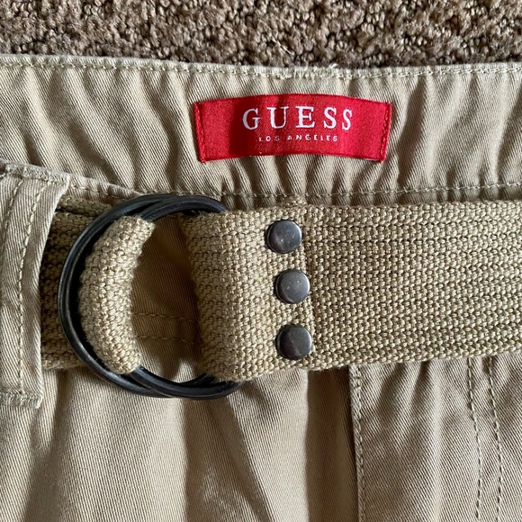 GUESS Carter cargo shorts with belt - Picture 6 of 6